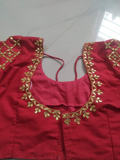 Gota Patti Work Blouse Design, Gotapatti Work Blouses, Machi Work, Marodi Work, Buti Design, Gotapatti Work, Plain Blouse Designs, Blouse Maggam Work, Boat Neck Blouse Design