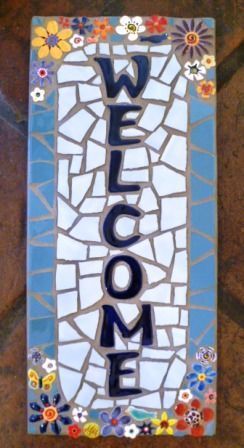 Small Mosaic, Mosaic Garden Art, Mosaic Art Projects, Mosaic Tile Art, Mosaic Madness, Tile Crafts, Glass Mosaic Art, Mosaic Stained, Mosaic House