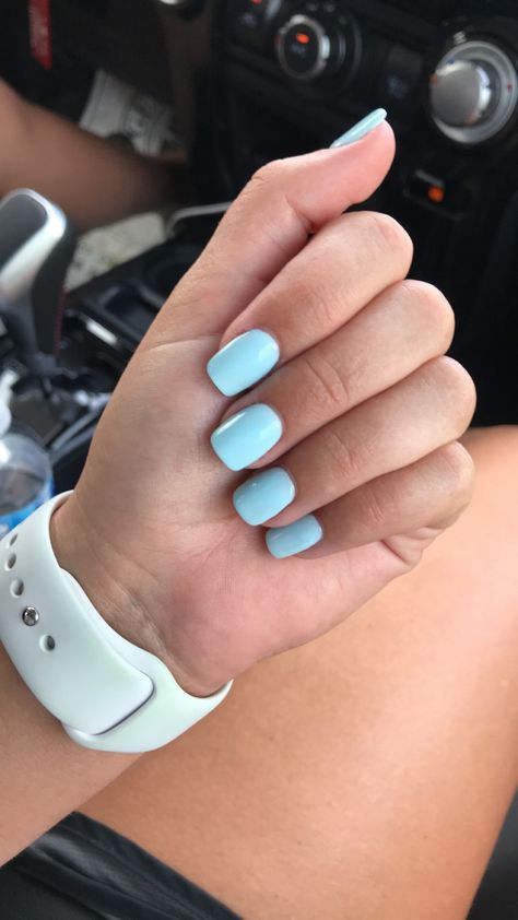 Summer Gel Nails Ideas Solid Color, Spring Nails Blue Pastel, Sky Blue Dip Nails, Cotton Candy Blue Nails, Powder Blue Gel Nails, Cute Summer Nails Dip Powder, Aqua Dip Nails, Spring Nail Ideas Dip Powder, Dip Powder Nails Light Blue