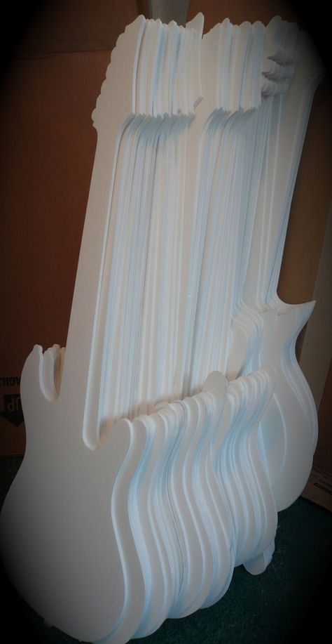 Life sized 36" foamcore guitars ready for you to add your own designs. #diy #guitarstodecorate #doityourself #partydecorations #foamcoreguitars Guitar Centerpieces, Rock And Roll Theme Party, Music Centerpieces, Guitar Party, Making Centerpieces, Rock And Roll Birthday, Rockstar Birthday, Rockstar Birthday Party, Type Of People