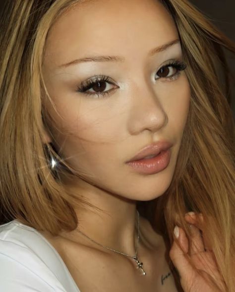 Sacheu 2000s Makeup Looks, Occasion Makeup, 90s Makeup, Cute Makeup Looks, Kiss Makeup, Asian Makeup, 가을 패션, Love Makeup, Elevate Your Look