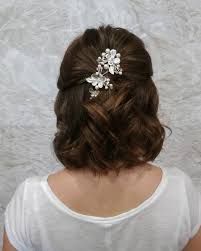 Sanggul Modern, Low Ponytail Hairstyles, Short Hair Bride, Wedding Hairstyles Bride, Short Brown Hair, Peinados Recogidos, Short Wedding Hair, Bridal Updo, Penteado Cabelo Curto