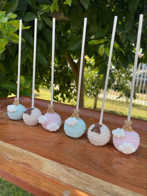 Cake Pops Gender Reveal Cute Ideas, Desert For Gender Reveal, Gender Reveal Truffles, Cake Pop Gender Reveal Ideas, Cake Pops For Gender Reveal, Gender Cake Pops, Gender Reveal Pastries, Cake Pop Gender Reveal, Gender Reveal Treats Sweets