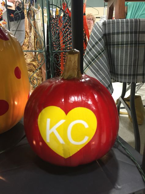 Chiefs Pumpkin Painting, Kc Chiefs Pumpkin Painting, Chiefs Pumpkin Carving, Red Pumpkin Painting Ideas, Chiefs Pumpkin, Kc Chiefs Diy Decor, Kc Chiefs Welcome Sign, Kc Chiefs Christmas Ornaments, Pumpkin Painted