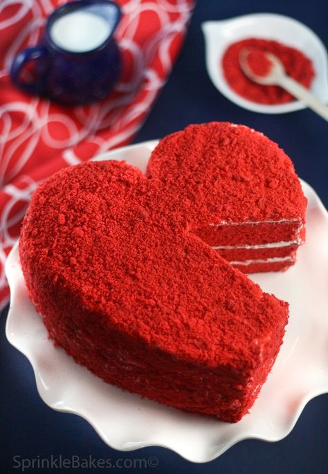 Sprinkle Bakes: Heritage Red Velvet Cake | Valentine's Day Recipes, ideas, food, treats, red colors | I love red! Cake Heart, Heart Shaped Food, Red Velvet Cake Recipe, Velvet Cake Recipes, Torte Cupcake, Valentines Day Cakes, Valentine Cake, Valentine's Day Recipes, Dresses Classy