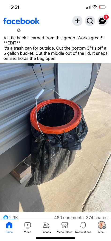 Hanging Trash Can, Glamper Camper, Rv Camping Checklist, Rv Camping Tips, Camper Hacks, Travel Trailer Camping, Trailer Life, Camping Camper, Rv Living Full Time