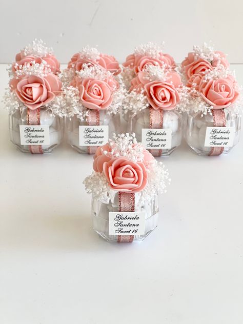 10 Pcs Wedding Favors for Guests, Quinceanera Party Favors Gift, Favors Boxes, Bachelorette Favors, Custom Sweet 16 Gift, Birthday Gift - Etsy Quinceanera Edible Favors, Pink Wedding Favors For Guests, Quince Sponsor Gift Ideas, Quinceanera Party Favors Ideas, Sweet 16 Favors For Guests, Quinceanera Favors For Guests, Quince Recuerdos Ideas, Quince Party Favors, Winter Quinceanera