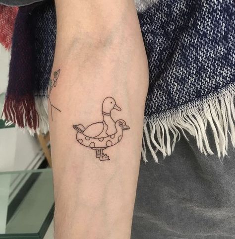 Funny Outline Tattoo, Small Funny Animal Tattoos, Funny Bunny Tattoo, Silly Small Tattoo Ideas, Cool Duck Tattoo, Tattoo Ideas Female Funny, Tattoo Ideas Quirky, Silly Goofy Tattoos, Duck Tattoos Cute