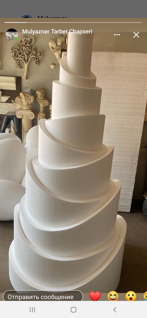 Big Wedding Cakes, All White Wedding, White Wedding Cakes, Fancy Cakes, Big Wedding, White Wedding, Wedding Cakes, Wedding Day, Weddings