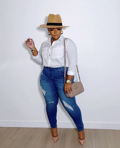 Plus Size Brunch Outfit, White Jeans Outfit Spring, Tamara Renaye, Headpiece Hairstyles, Plus Size Fall Outfit, Cute Outfits With Jeans, Dressy Casual Outfits, Fedora Hats, Kesha