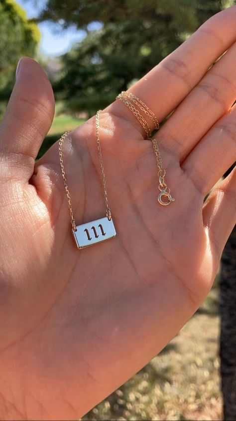 111 Necklace, Present Ideas For Boyfriend, Creative Birthday Gifts For Boyfriend, Cool Gifts For Boyfriend, Anniversary Gift Ideas For Him, Funny Anniversary Gifts, Sweet 16 Birthday Gifts, Bday Gifts For Him, Romantic Birthday Gifts