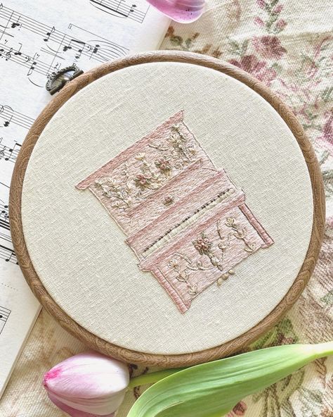 Pretty pastel and pink embroidered piano 💕 Piano Embroidery, Pretty Pastel, Piano, Hobbies, Pastel, Embroidery, Pink