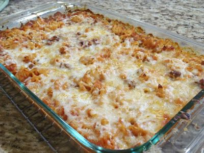 Aunt Peg's Recipe Box: 5 Ingredient Ramen Noodle Bake Ramen Noodles And Ground Beef, Top Ramen Recipes Hacks, Top Ramen Recipes, Ramen Noodle Recipe, Ramen Noodle Recipes Easy, Ramen Dinner, Noodle Bake, Ramen Recipes Easy, Ramen Dishes