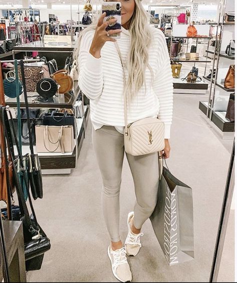 Camera Bag Outfit, White Leggings Outfit, Ysl Lou Camera Bag, School Leggings Outfit, Leggings Outfit Spring, Workout Leggings Outfit, Cream Leggings, Leggings Outfit Summer, Leggings Outfit Winter