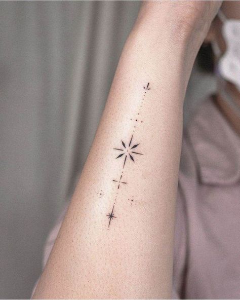 25 Stunning Mini Star Tattoo Ideas To Make You Shine - 202 Mini Star Tattoo, Dainty Star Tattoo, Star Tattoo Ideas, Cat Silhouette Tattoos, Tiny Wrist Tattoos, Boho Tattoos, Star Tattoo, Small Hand Tattoos, Spine Tattoos