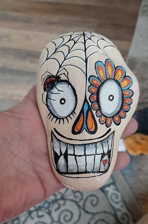 Rock Painting Fall Ideas, Easy Halloween Crafts For Kids, Fall Rock, Garden Rock Art, Diy Rock Art, Halloween Rocks, Stone Art Painting, Painted Rocks Kids, Easy Halloween Crafts