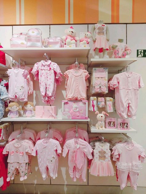 Baby Boutique Ideas, Baby Boutique Display, Baby Store Display, Kids Clothing Store Design, 5 Thousand, Baby Nursery Closet, Clothing Store Displays, Clothing Store Design, Store Design Boutique