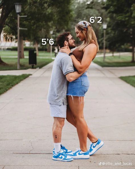 Taller Girlfriend, Tall Girl Short Guy, Equestrian Style Outfit, Short Couples, Tall Girl Fashion, Couple Poses Reference, Cute Romance, Celebrities Before And After, Tall People