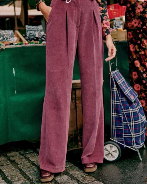 Cottagecore Trousers, Modern Vintage Outfits, Trousers Women Casual, Paris Mode, Checked Trousers, Vintage Trousers, Wool Pants, Looks Style, Mode Inspiration