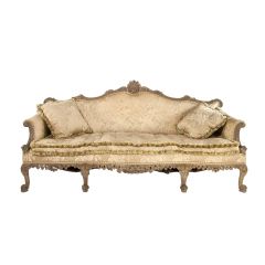 Magnificent Georgian Chippendale Style Walnut Sofa English Sofa, Painted Sofa, Chippendale Furniture, Carved Sofa, Walnut Sofa, Vintage Sofas, Georgian Interiors, Georgian Furniture, Walnut Chair