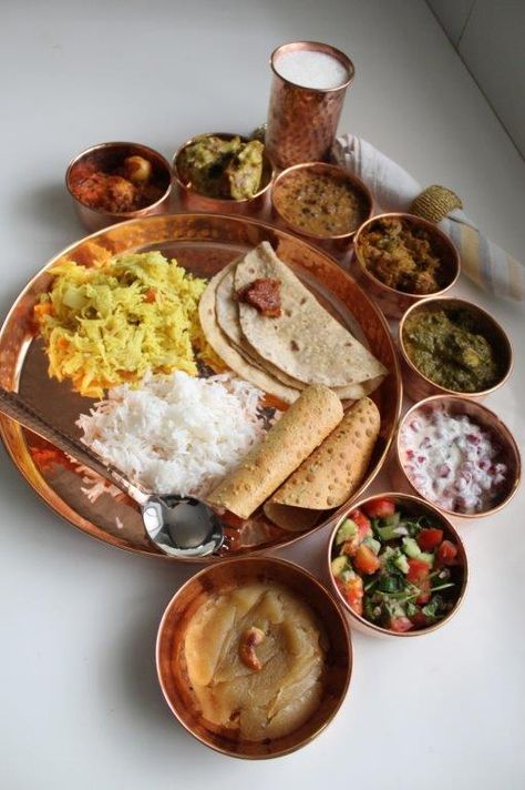 Punjabi Thali - I Made a Grand Punjabi Vegetarian Thali with 12 Dishes Kerala Meals, Punjabi Thali, Indian Salad, Kachumber Salad, Methi Recipes, Indian Fast Food, Indian Salads, Punjabi Cuisine, Punjabi Food