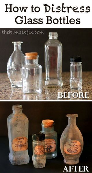 How to Distress Glass Bottles  via TheKimSixFix.com Cumpleaños Harry Potter, Diy Daybed, Halloween Apothecary, Hallowen Ideas, Casa Halloween, Halloween Fest, Halloween Bottles, Festa Harry Potter, Halloween Potions