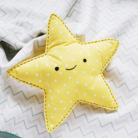 Easy-Sew Star Snuggler // wild olive Lovey Sewing Pattern, Wild Olive, Baby Toys Diy, Lovey Pattern, Hand Sewing Projects, Diy Bebe, Baby Sewing Projects, Sewing Projects For Kids, Baby Projects