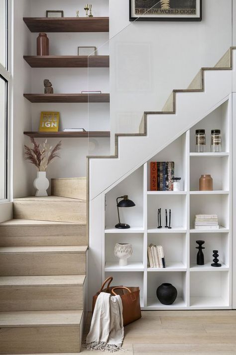 House Staircase Design, Tiny House Staircase, Design Staircase, تحت الدرج, Small Staircase, House Staircase, Stairway Design, Home Decor Aesthetic, Aesthetic Home Decor