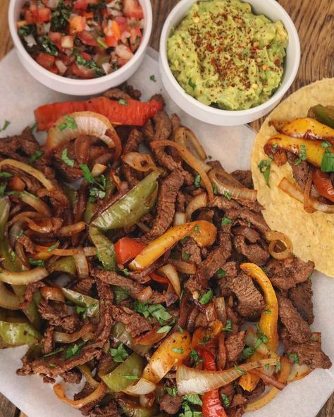 Healthylicious by Sara on Instagram: “Beef Fajitas or Tacos? Who cares it’s Tuesday 👀🌮 Beef fajitas 🌮🥑🍅. detailed recipe in highlights  BEEF MARINADE 1 kg tender beef strips  1…” Beef Marinade, Beef Fajitas, Beef Strips, Tender Beef, Tex Mex, Fajitas, Food Guide, Black Pepper, Tacos