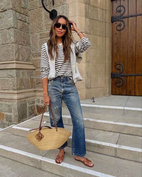 Classic Striped tee outfit nautical Saturday Plans, Sincerely Jules Style, Cardigan Blazer, Packing Checklist, Daily Fashion Inspiration, Sincerely Jules, Outfits Spring, Weekend Outfit, Tee Outfit