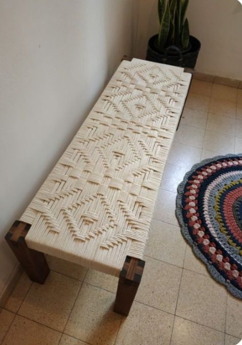 Diy Woven Bench, Coffee Table Low, Macrame Furniture, Center Coffee Table, Woven Bench, Woven Furniture Design, Kitchen Table Diy, Handmade Furniture Design, Kitchen Island Diy