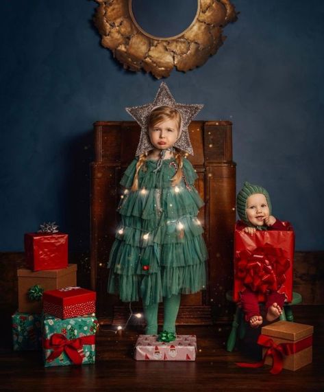 Meg Loeks Christmas, Meg Loeks Photography, Christmas Tree Photoshoot, Christmas Tree Outfit, Christmas Tree Costume, Tree Costume, Christmas Elf Doll, Oh Christmas Tree, Xmas 2024