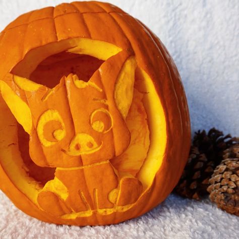 Pua the pig from Moana. Halloween. Pumpkin carving. Disney. Winnie The Poo Pumpkin Carving, Hei Hei Pumpkin Carving, Pumpkin Carving Designs Disney, Pua Pumpkin Carving, Cute Pumpkin Carving Ideas Disney, Pumpkin Carving Ideas Cute Disney, Pig Pumpkin Carving Ideas, Pumpkin Carving Ideas Disney Easy, Easy Pumpkin Carving Ideas Disney