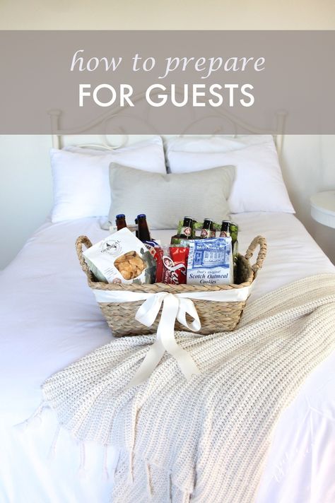 Welcome weekend or holiday guests with these warm and inviting ideas to help your friends and family feel right at home! Hotel Room Welcome Basket, Hotel Welcome Basket, Guest Room Baskets, Guest Welcome Baskets, Guest Basket, Bedroom Gifts, Guest Room Essentials, Cozy Guest Rooms, Welcome Basket