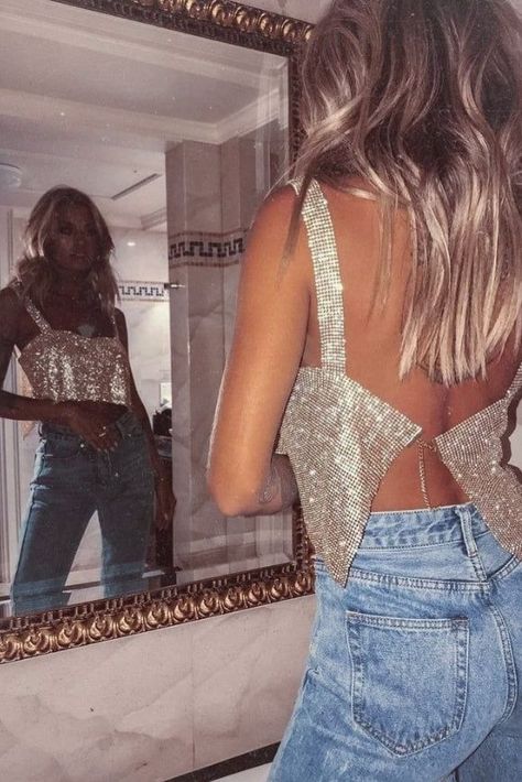 Glitter Tops Outfit, Glitz And Glam Outfit, Glam Party Outfit, New Years Eve Outfits Classy, Latest Crop Tops, Sparkle Outfit, Vegas Outfit, Nashville Outfits, Glam Outfit