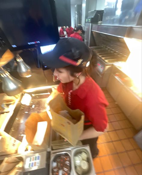 Broke Lifestyle, Mcdonalds Employee Aesthetic, Mcdonald’s Worker Outfit, Minimum Wage Aesthetic, Teen Working Job Aesthetic, Fast Food Employee Aesthetic, Mcdonalds Job Aesthetic, Mcdonalds Worker Aesthetic, Fast Food Worker Aesthetic