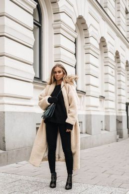 12 Winter Coat Outfits To Stay Trendy During The Colder Months #wintercoatsdiy Vinter Mode Outfits, City Break Outfit, Winter Coat Outfits, High Fashion Trends, High Fashion Women, Coat Outfit, High Fashion Outfits, Looks Street Style, Teddy Coat