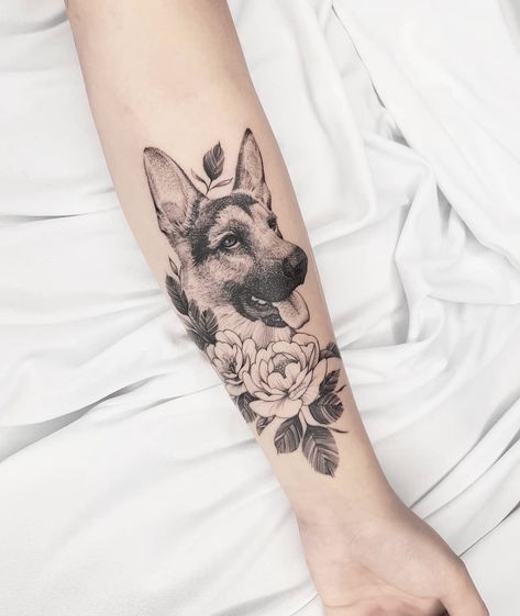 Filter Tattoo, Outdoors Tattoos, German Shepherd Tattoo, Shepherd Tattoo, Pet Tattoo Ideas, Tatoo Dog, Dog Portrait Tattoo, Pet Tattoos, Ink Photography