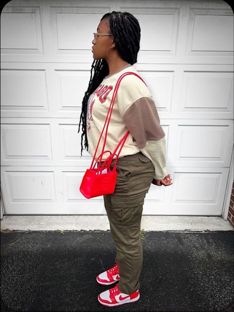 Red telfar bag outfit black girl #aesthetic #fashion #telfar #redtelfar Red High Top Dunks Outfit, University Red Off White Dunks Outfit, Outfits With Red And White Dunks, Red And White High Top Dunks Outfit, Red And White Dunks Outfit Black Women, Red And White Nike Dunks Outfit, Dunk Low Gym Red Outfit, Championship Red Dunk Low Outfit, Red Telfar Outfit