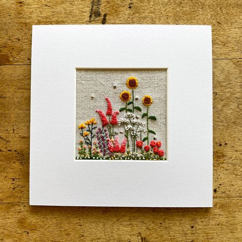 Colour Codes, Garden Embroidery, Textile Art Embroidery, Embroidery Cards, Sewing Cards, Fabric Postcards, Fabric Embellishment, Bee Embroidery, Fabric Cards