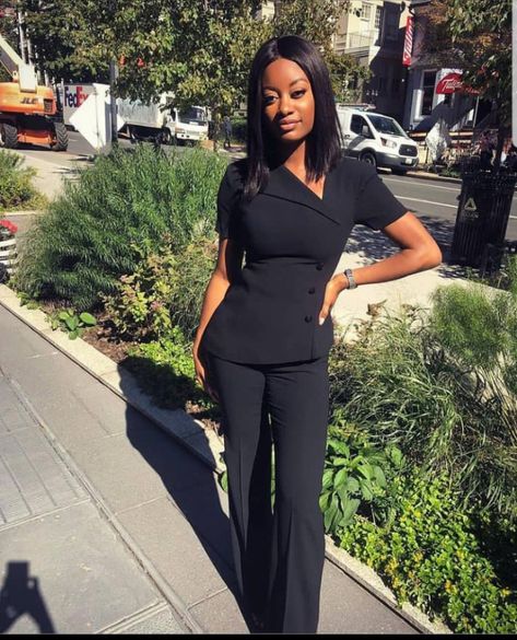 Corporate Attire Women Black, Corporate Blouse Office Wear, Corporate Dress Women, Corporate Blouses For Women, Corporate Ankara Styles For Women, Corporate Attire Women Dress, Work Uniform Women Office Style, Corporate Skirt Styles, Classy Suits For Women