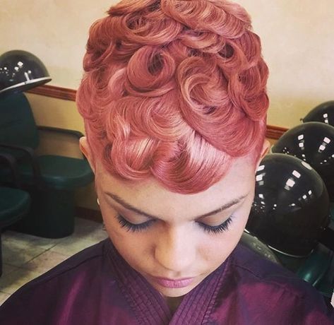 Pin Curl Hair, Finger Waves Short Hair, Finger Wave Hair, Birthday Hair, Messy Short Hair, Pin Curls, Curl Styles, Sassy Hair, Nails Makeup