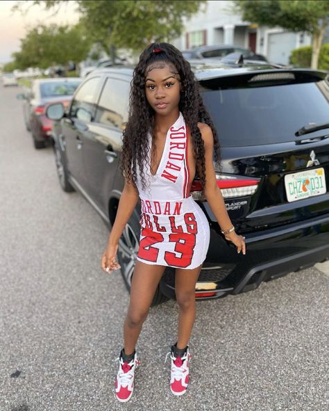 Nba Jersey Dress, Jersey Dress Outfit, 90s Theme Party Outfit, Sweet 16 Outfits, Jordan Dress, Girls Black Dress, Birthday Fits, 90s Theme, Party Fits