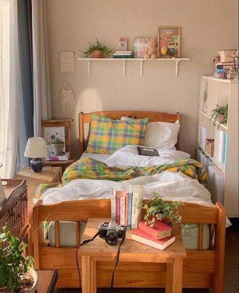 Bedroom Ideas Small Spaces, Welcome To Wonderland, To Wonderland, Aesthetic Bedroom Ideas, Dekorasi Kamar Tidur, Casa Vintage, Room Deco, Redecorate Bedroom, Aesthetic Rooms