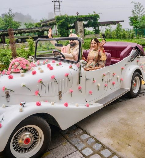 Car Decoration For Wedding, Decoration Ideas For Wedding, Car Decor Ideas, Wedding Car Decor, Car Decoration Ideas, Wedding Car Deco, Indian Wedding Theme, Just Married Car, Dream Marriage