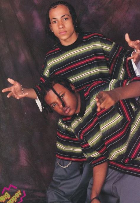 Kriss Kross 90s, Brent Faiyaz Album Cover Wallpaper, 90s Hip Hop Style, 2000’s Outfit, Kriss Kross, 90s Early 2000s Fashion, Kris Kross, History Of Hip Hop, Cool Kids Club