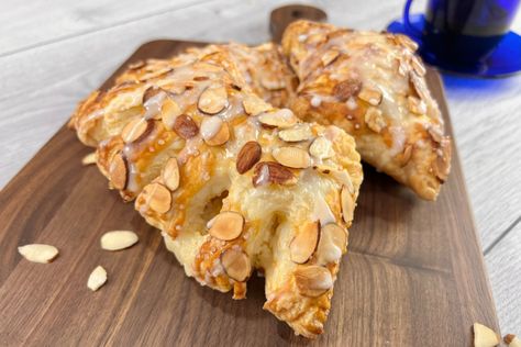 Almond Bear Claw with Puff Pastry · Debbie's Kitchen Corner Panera Bear Claw Recipe, Bear Claws Recipe, Bear Claw Recipe, Recipes Using Puff Pastry, Almond Paste Recipes, Almond Croissants, Easy Puff Pastry, Puff Pastry Dough, Stuffed Bear