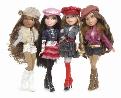 Bratz Bratz Party, Dc Superhero Girls Dolls, Bratz Yasmin, Bratz Doll Outfits, Brat Doll, Outfits 2000s, Bratz Girls, Beige Blonde, Doll Clothes Barbie