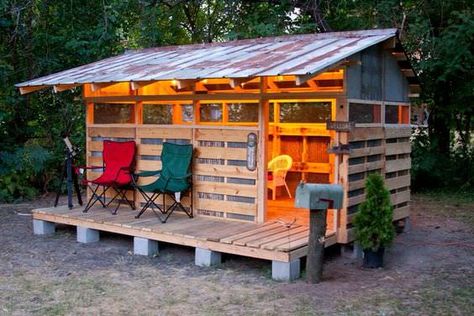 How to Build a Backyard Playhouse | The Garden Glove Storage Shed Design, Playhouse Kids, Pallet Playhouse, Backyard Storage Sheds, Pallet Shed, Diy Playhouse, Backyard Playhouse, Build A Playhouse, Pallet House