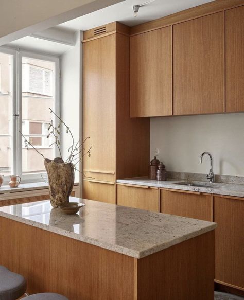 Solid Wood Kitchen Cabinets, Solid Wood Kitchen, White Granite Countertops, Coco Lapine Design, Solid Wood Kitchens, Panel Room Divider, Wood Kitchen Cabinets, Inside Design, Wood Panel Walls